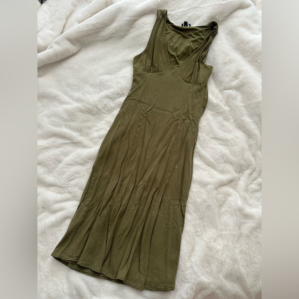 Nordstrom Green Pleated Sheath Midi Dress